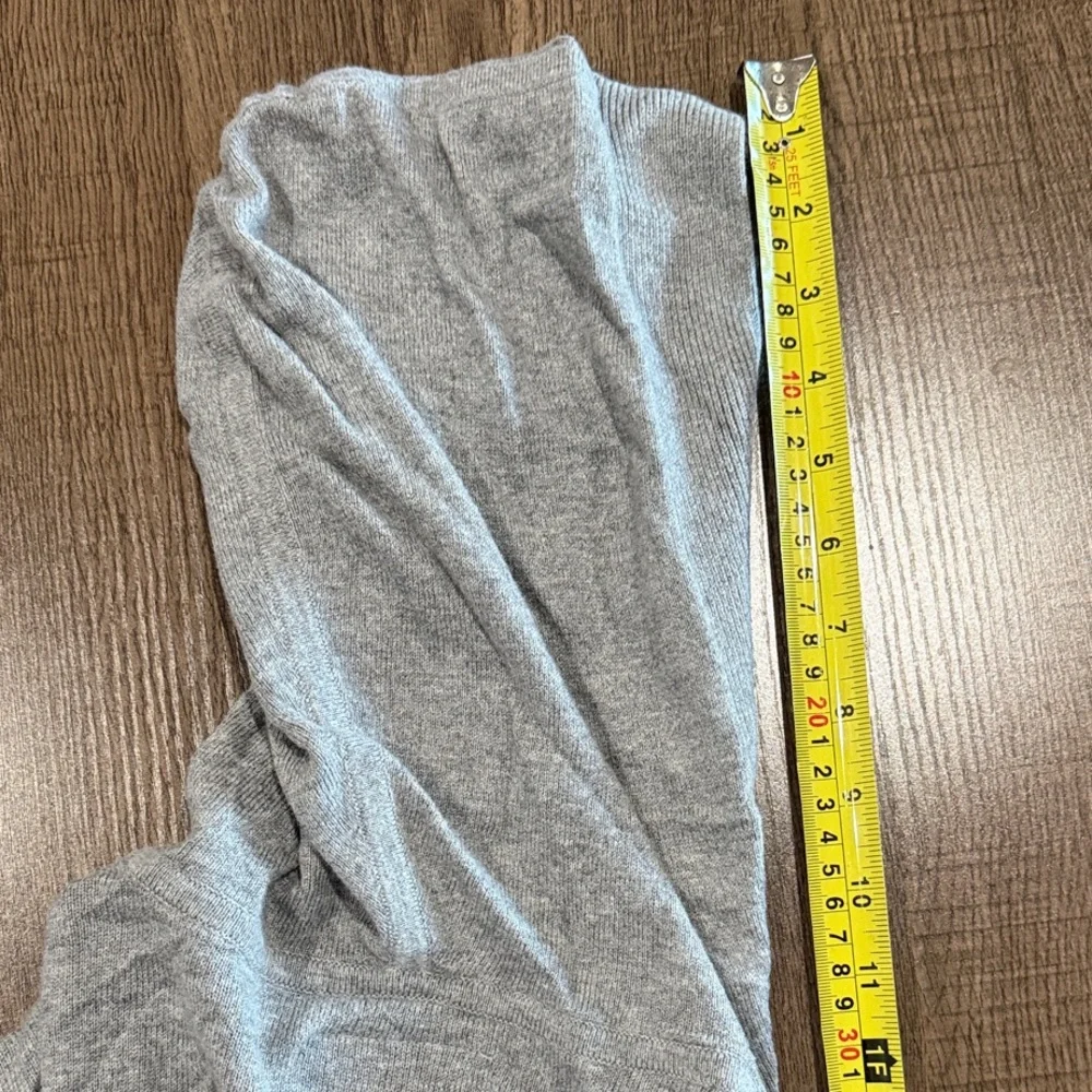 AEO GRAY BUTTON UP CARDIGAN WITH HOODIE - Picture 11 of 15